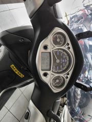 Yamaha X-CITY 250 2011-thumb-3