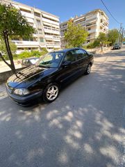 Toyota Avensis 2000