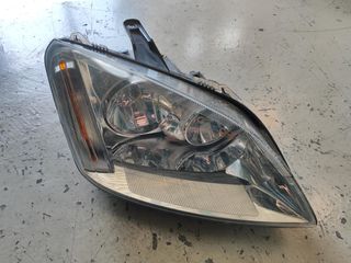 ΕΜΠΡΟΣ ΔΕΞΙ ΦΑΝΑΡΙ FORD FOCUS 2000-2003.