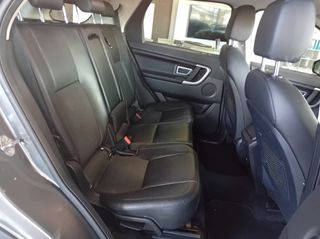 Land Rover Discovery Sport 2018 AWD Panorama TD4-thumb-32