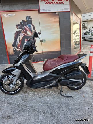 Piaggio Beverly 350 SportTouring 2013