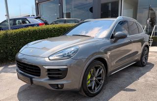 Porsche Cayenne 2015 S E-HYBRID GTS PLATINUM EDITION