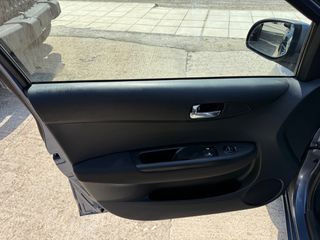 Hyundai i 20 2013 Γενικο service-thumb-11
