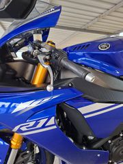 Yamaha YZF-R1 2017-thumb-15
