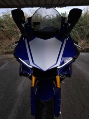 Yamaha YZF-R1 2017-thumb-17