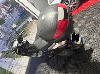 Kymco Dink 200 2010 injection-thumb-4