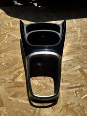 Toyota ch-r-thumb-13