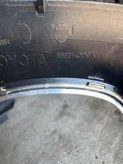 Toyota ch-r-thumb-14
