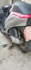Piaggio X8 200 2004-thumb-1