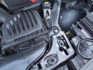 Bmw 218 Active Tourer 2015-thumb-38