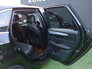 Bmw 218 Active Tourer 2015-thumb-21