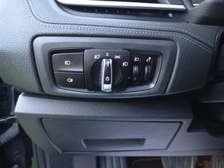 Bmw 218 Active Tourer 2015-thumb-31