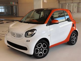 Smart ForTwo 2016 EDITION 1 JBL F1 PANORAMA