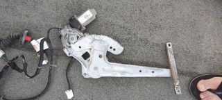 γρύλος παραθύρου δεξιός πίσω ηλεκτρικός nissan almera (n16) 2000-2006