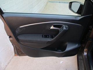 Volkswagen Polo 2016 1.4 TDI COMFORTLINE-thumb-6