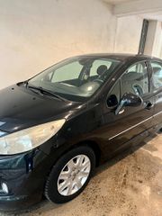 Peugeot 207 2010 1.4 16V 90PS