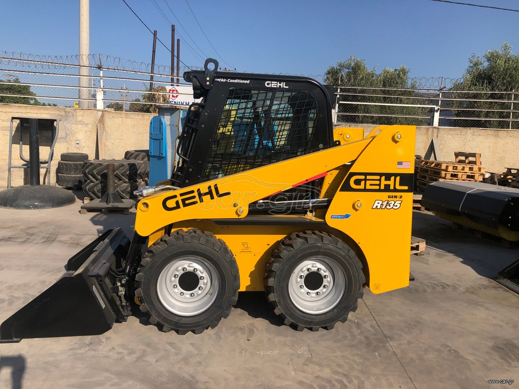 Εκσκαφάκι (διαβολάκι) Gehl 2025 R 135Gen2