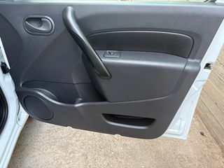 Κλούβα Renault 2021 Kangoo Maxi 1.5dci 116psΜακρυ L2*Euro6d*Book Service*6Ταχυτο-thumb-21