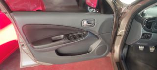 Σετ ταπετσαρίες πορτας nissan almera n16 2001-2006