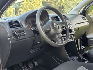 Volkswagen Polo 2013-thumb-18