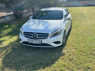 Mercedes-Benz A 180 2013 URBAN//FULL/EXTRA./TOP-thumb-1