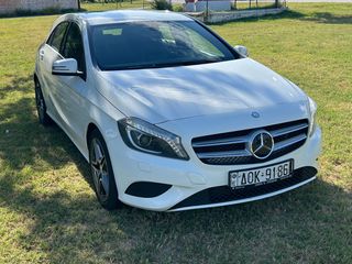 Mercedes-Benz A 180 2013 URBAN//FULL/EXTRA./TOP-thumb-3