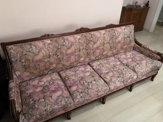 Καναπές τετραθεσιος και δύο πολυθρόνες