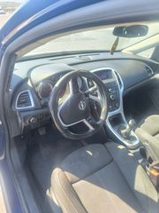 Opel Astra 2015 CDTI 1.6-thumb-8