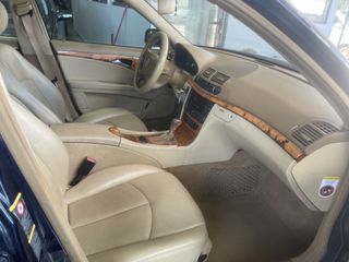 Mercedes-Benz E 200 2009-thumb-23