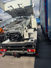 Ανελκυστήρες Μετακομίσεων 2011 Cabstar 33m Klaas-thumb-5
