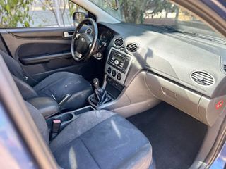 Ford Focus 2006-thumb-6