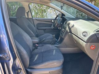 Ford Focus 2006-thumb-7