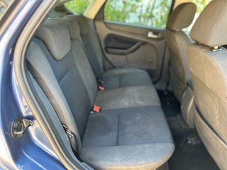 Ford Focus 2006-thumb-8