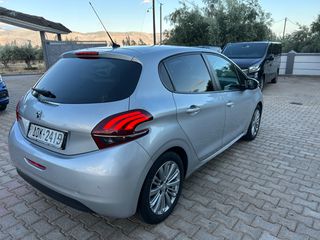 Peugeot 208 2018 1.2 PURETECH 82 STYLE-thumb-8