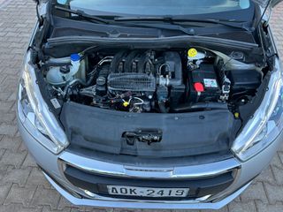 Peugeot 208 2018 1.2 PURETECH 82 STYLE-thumb-10