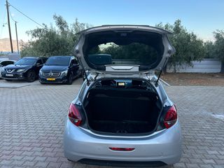 Peugeot 208 2018 1.2 PURETECH 82 STYLE-thumb-11