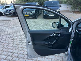 Peugeot 208 2018 1.2 PURETECH 82 STYLE-thumb-13