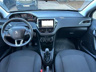 Peugeot 208 2018 1.2 PURETECH 82 STYLE-thumb-16