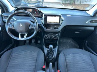 Peugeot 208 2018 1.2 PURETECH 82 STYLE-thumb-18