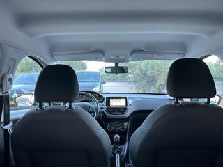 Peugeot 208 2018 1.2 PURETECH 82 STYLE-thumb-15