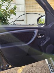 Dacia Duster 2014 4X4 DIESEL-thumb-8