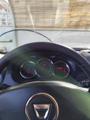 Dacia Duster 2014 4X4 DIESEL-thumb-10
