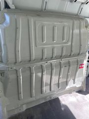 Διαχωριστικό θαλάμου Peugeot Boxer van 2018 σε πάρα πολύ καλή κατάσταση με την ταπετσαρία του