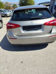 Mercedes-Benz A 180 2020-thumb-5