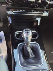 Mercedes-Benz A 180 2020-thumb-15