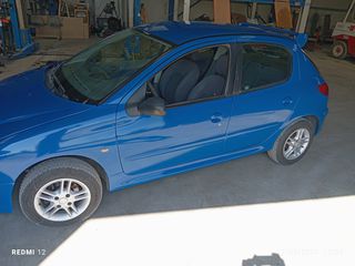 Peugeot 206 2002-thumb-3