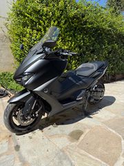 Yamaha TMAX 560 2022