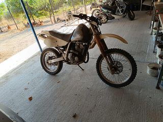 Suzuki DR 250 2001 Djebel