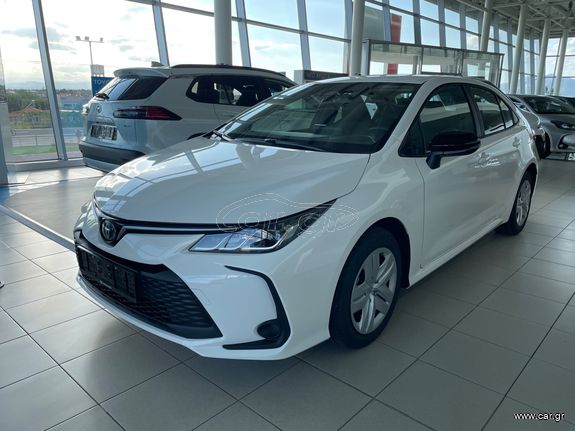 Toyota Corolla 2025 ΕΤΟΙΜΟΠΑΠΑΡΑΔΟΤΟ SEDAN HSD 1.8 ACTIVE 5Η ΓΕΝΙΑ