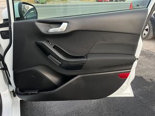 Ford Fiesta 2019-thumb-45